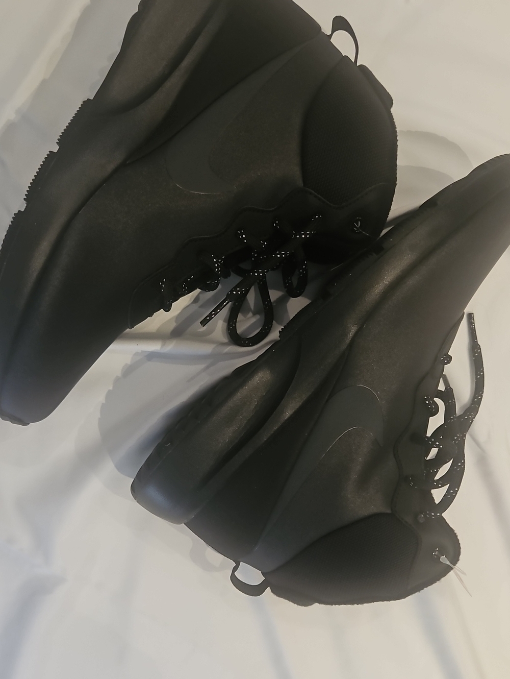 Nike Women's All-Black Low-Top Casual Sneakers